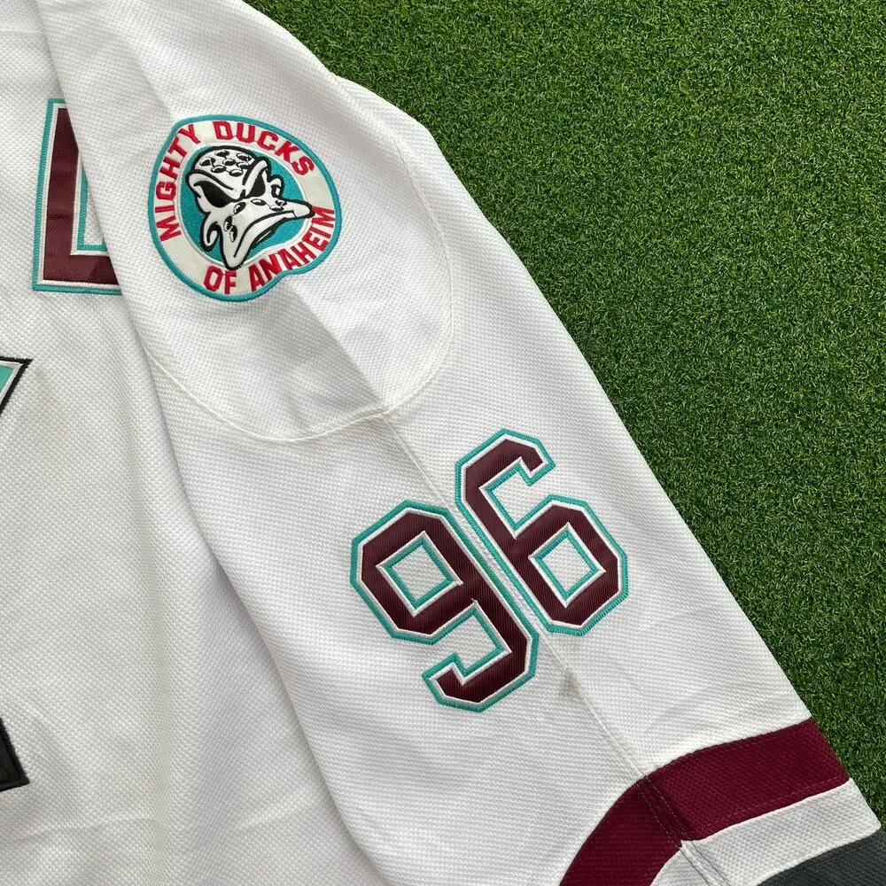 Vintage Mighty Ducks of Anaheim Charlie Conway #96 NHL Ice Hockey Jersey Sz XL - Picture 5 of 10